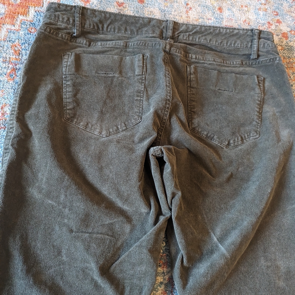 Sanctuary Women's 30 Corduroy Olive Green Khaki Flare Leg Pants Zip Front Pocket - Picture 6 of 12